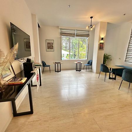 Hotel Molecule Sekvetili Kültér fotó