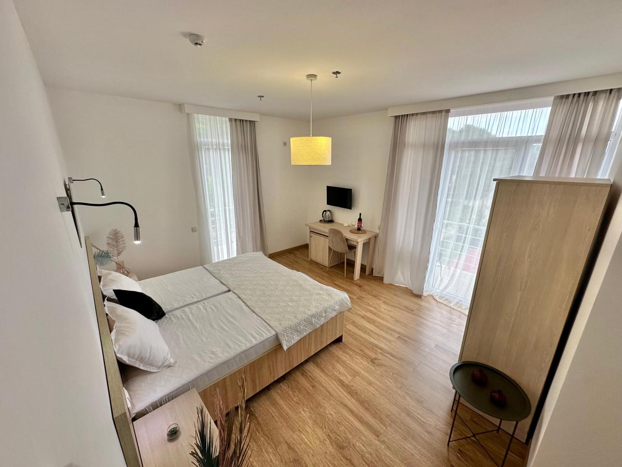 Hotel Molecule Sekvetili Kültér fotó
