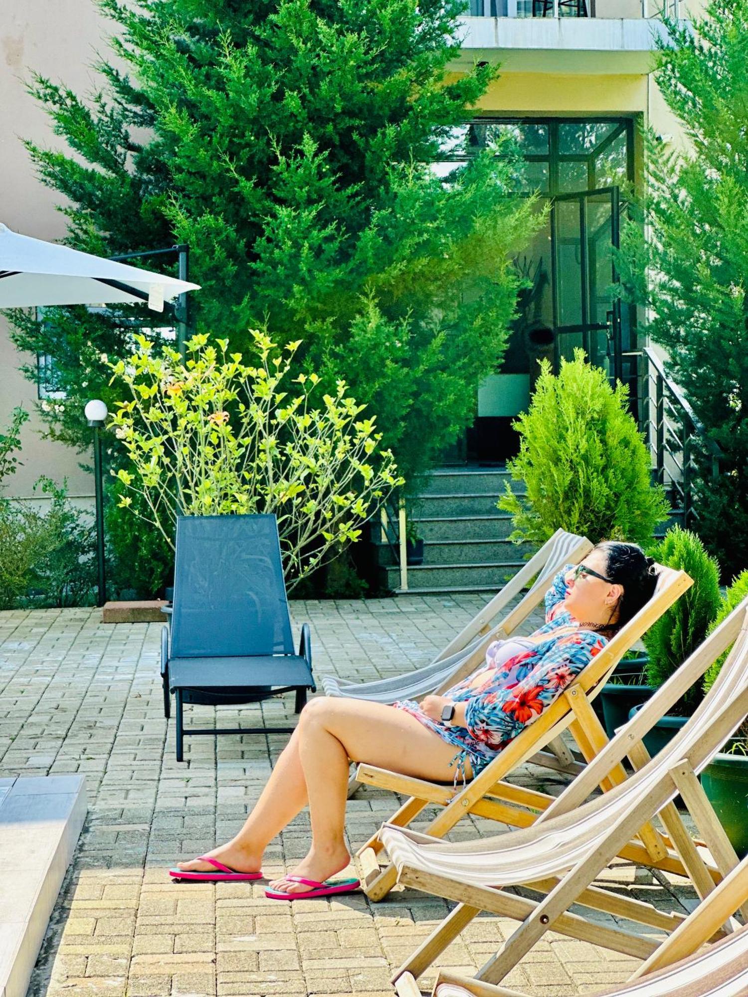 Hotel Molecule Sekvetili Kültér fotó