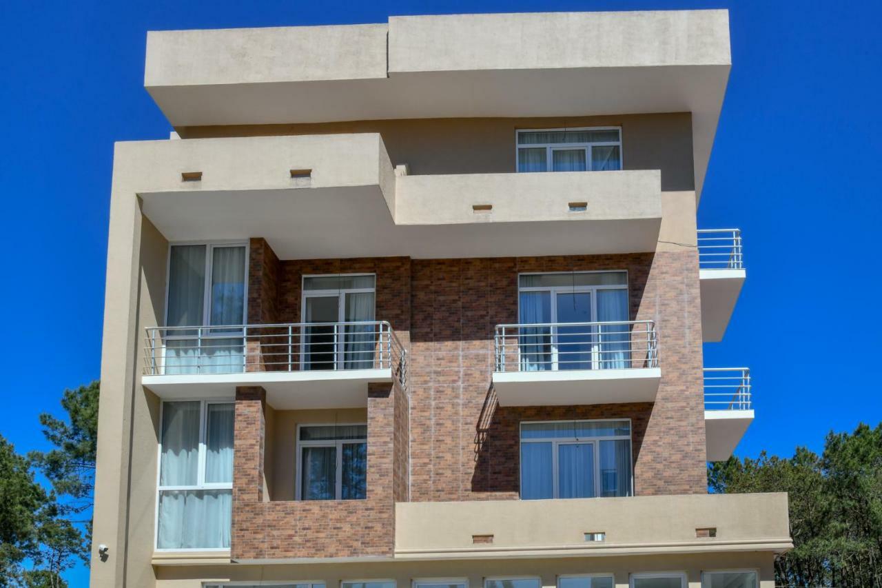Hotel Molecule Sekvetili Kültér fotó